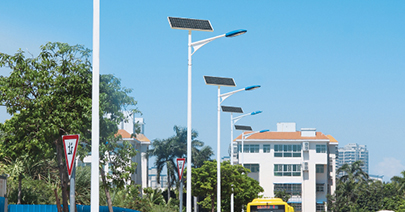 道路照明的首選產(chǎn)品，LED路燈！